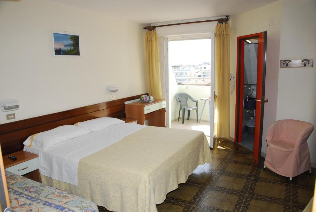 Hotel Nettuno Cattolica Extérieur photo
