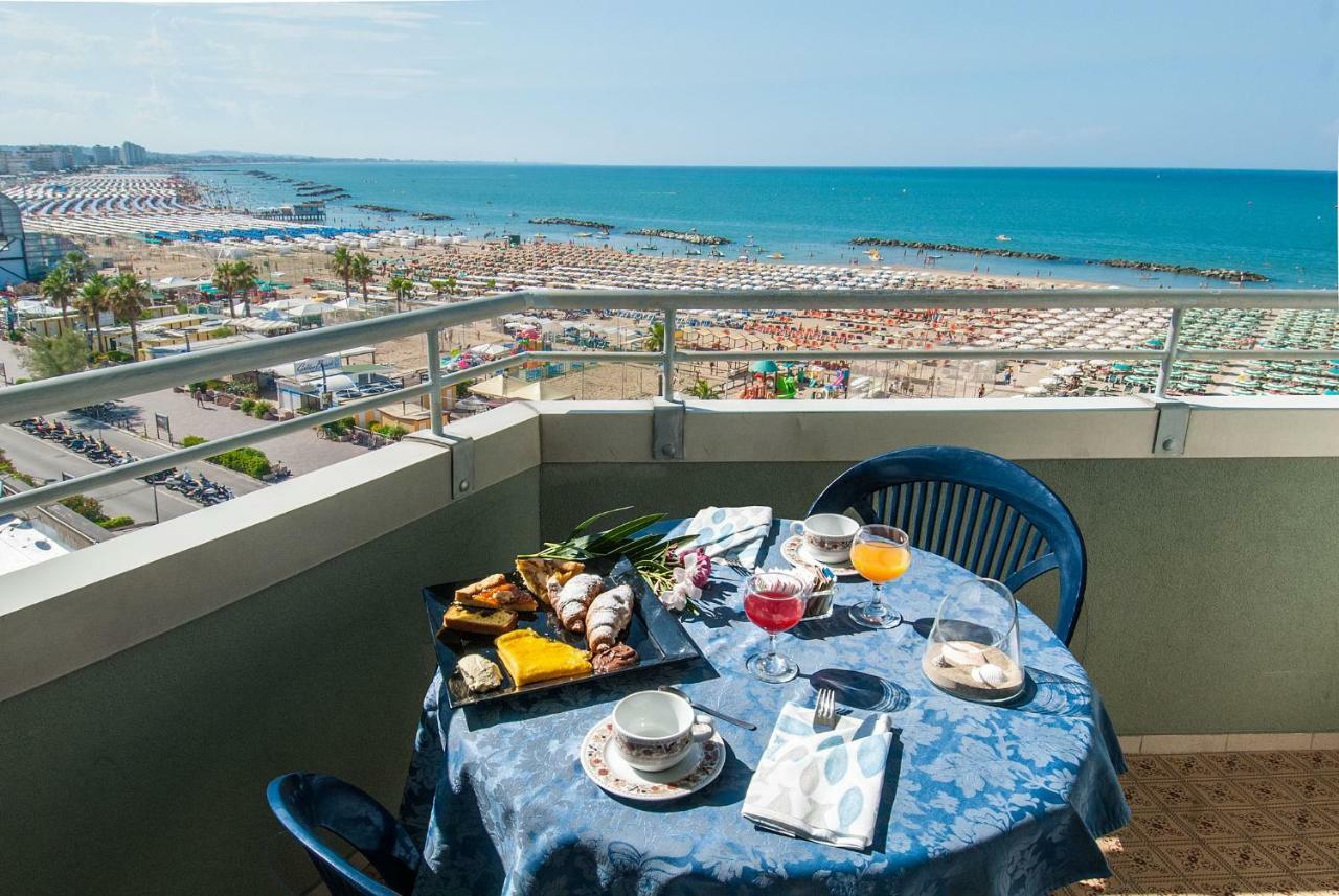 Hotel Nettuno Cattolica Extérieur photo