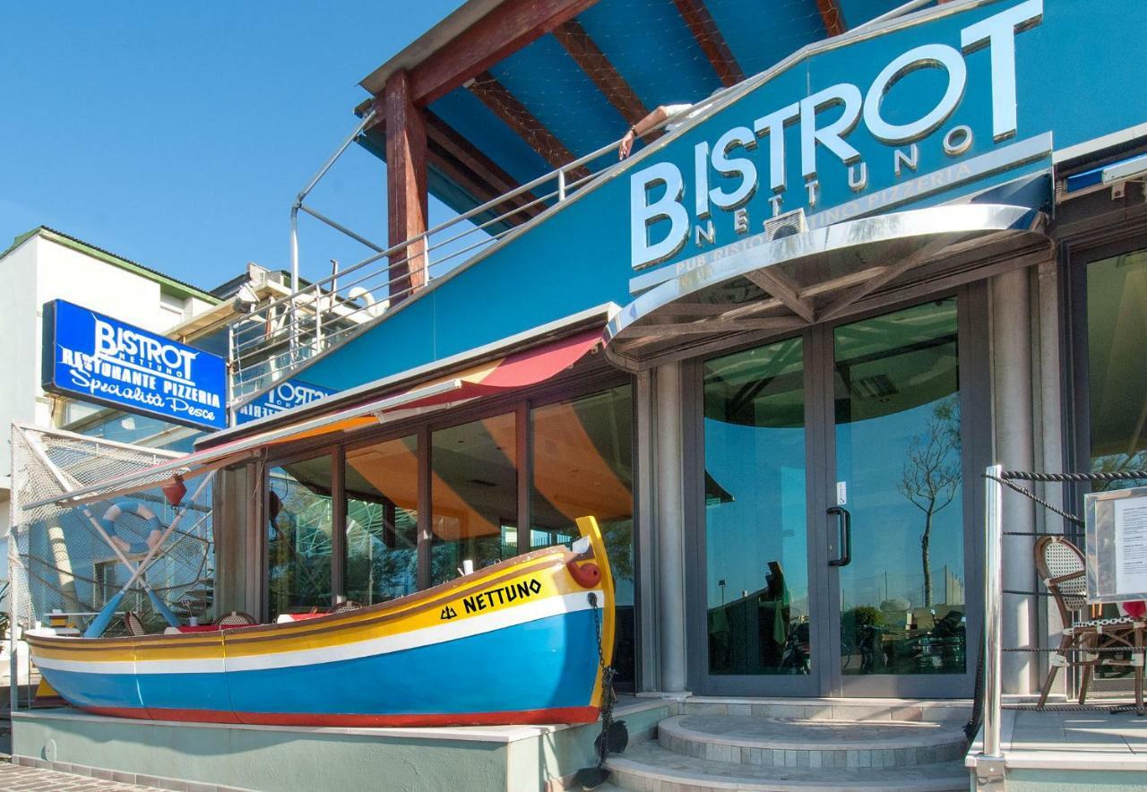 Hotel Nettuno Cattolica Extérieur photo